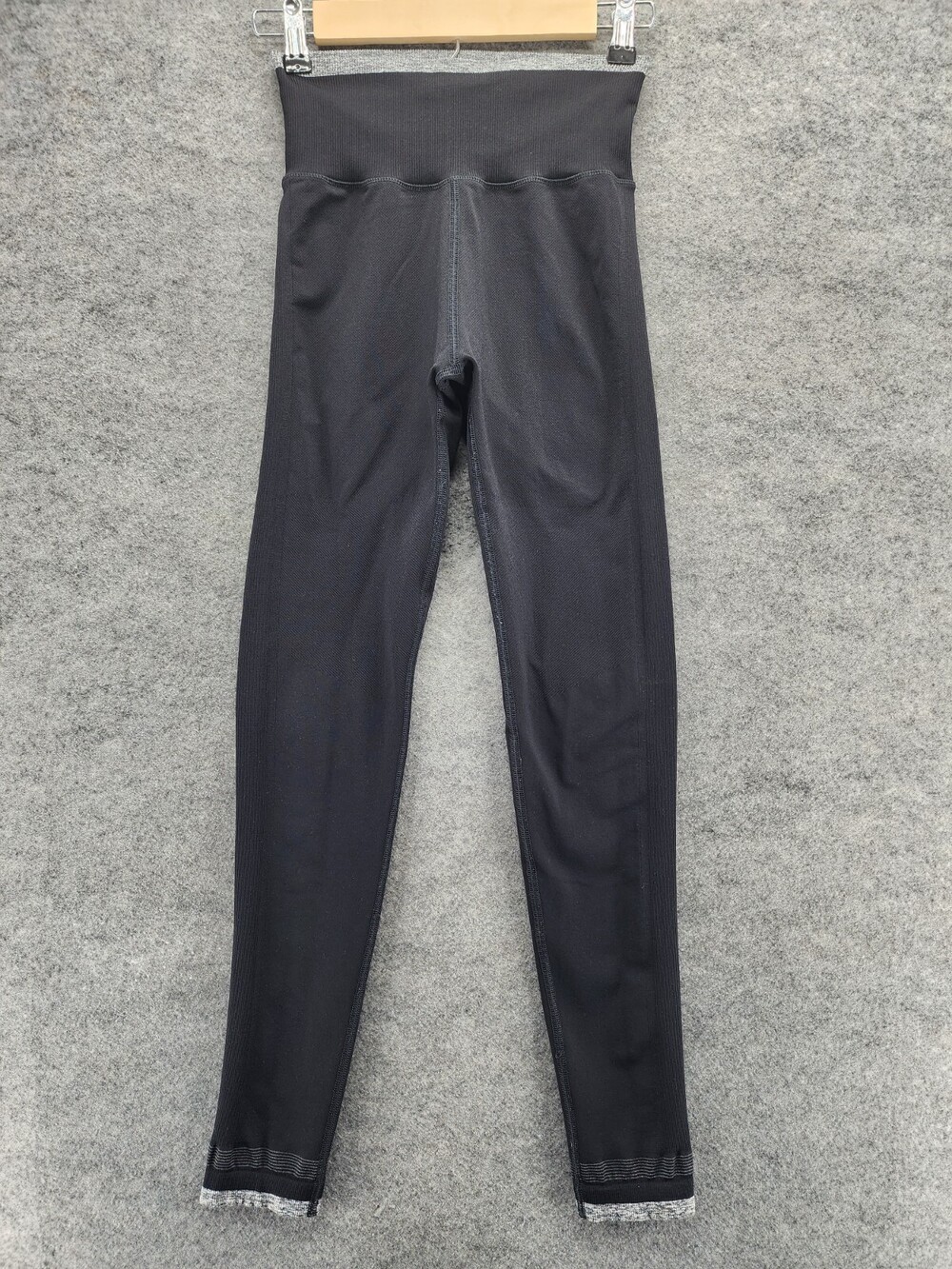 Athleta Leggings Womens Small Black Mid Rise 23x28"